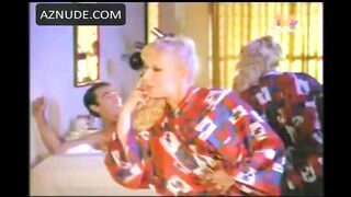 Blanca Nieves En Un Macho En El Salón De Belleza (1987)