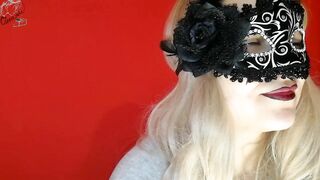 Met her husband with a blowjob in a mask and stockings (close up)